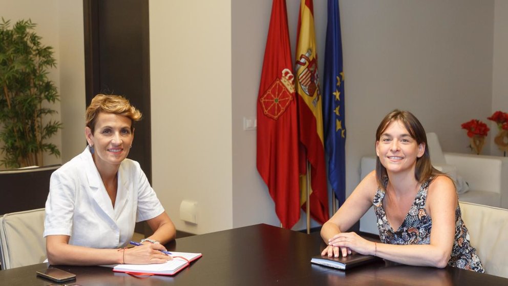 La presidenta del Gobierno de Navarra, María Chivite, recibe a la coordinadora de Podemos en Navarra, Begoña Alfaro. GOBIERNO DE NAVARRA