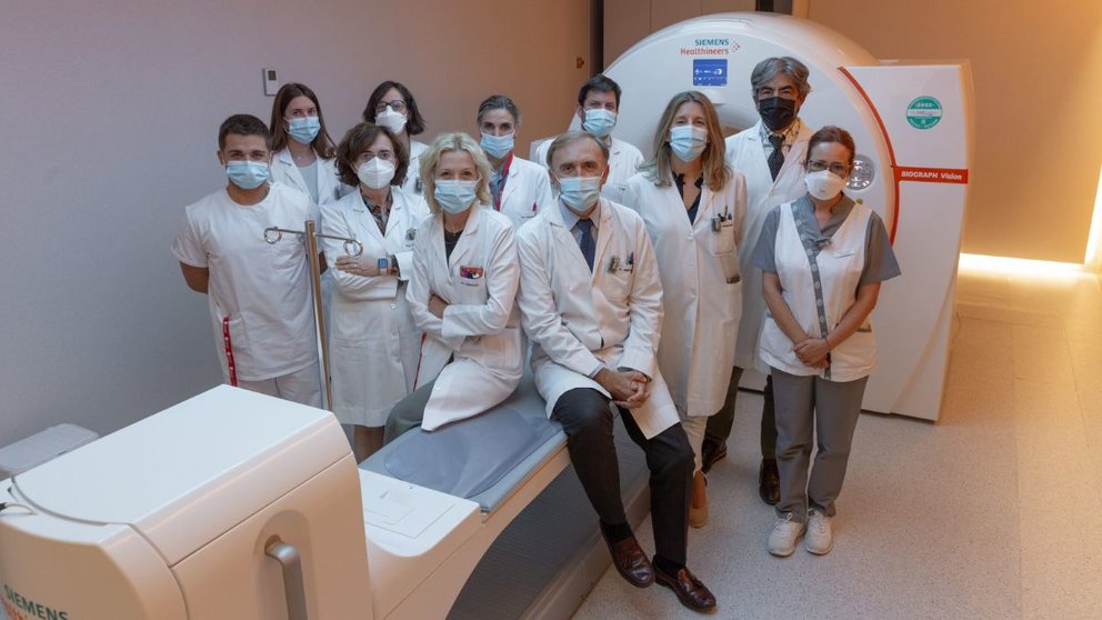 20220920 Profesionales Servicio Medicina Nuclear en sala nuevo equipo PET. CLÍNICA UNIVERSIDAD DE NAVARRA.