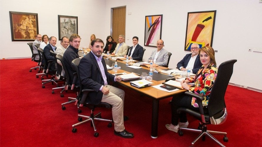 Mesa y Junta de portavoces del Parlamento de Navarra.