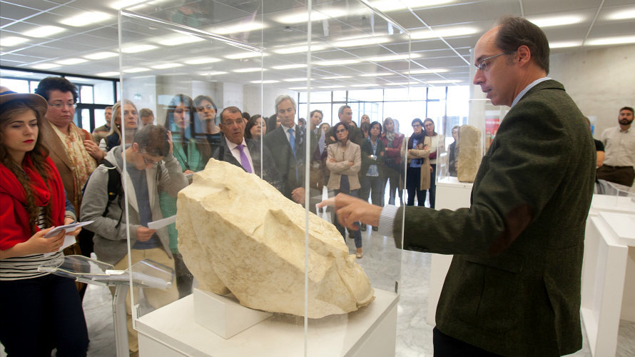 Exposición en la Universidad de Navarra sobre la ciudad romana de los Bañales.