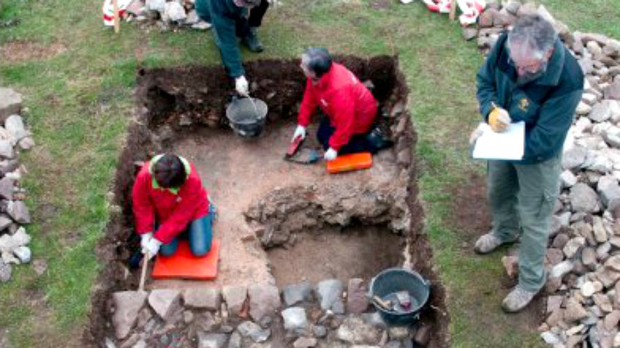 Arqueólogos investigan en el Pirineo navarro posibles restos de Iturissa. ARANZADI