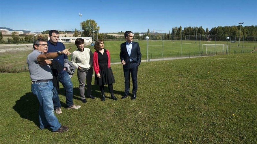 La consejera de Cultura, Deporte y Juventud del Gobierno de Navarra, Ana Herrera, y Rubén Goñi visitan la UPNA. EUROPA PRESS.