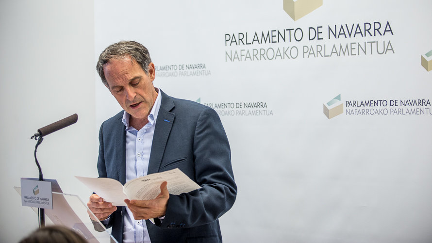 Adolfo Araiz - EH Bildu - Parlamento de Navarra-6