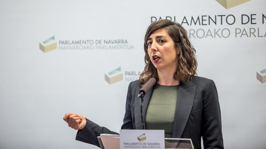 Laura Perez - Podemos - Parlamento de Navarra-2