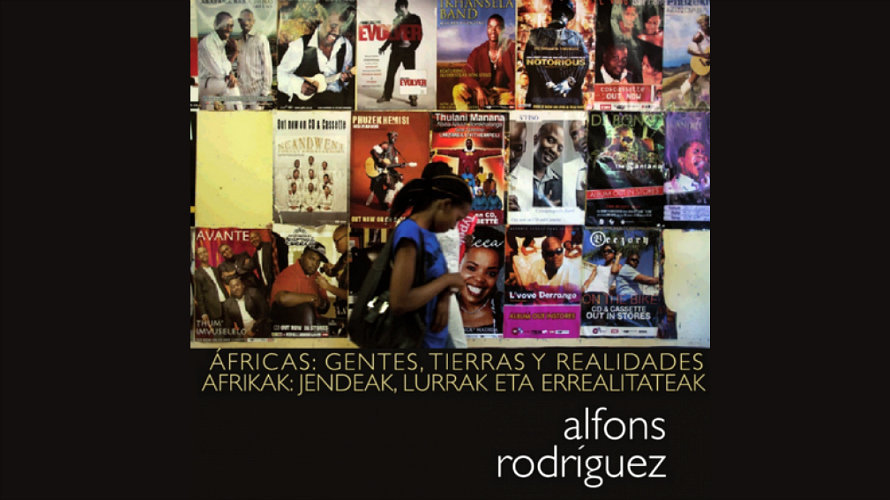 Cartel de la exposición 'Áfricas gentes, tierras y realidades'.