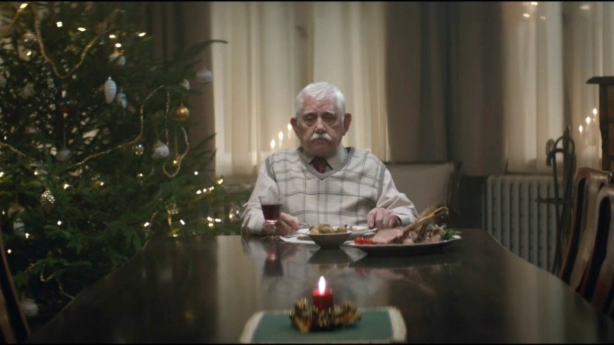 Fotograma del vídeo de Navidad de Edeka.