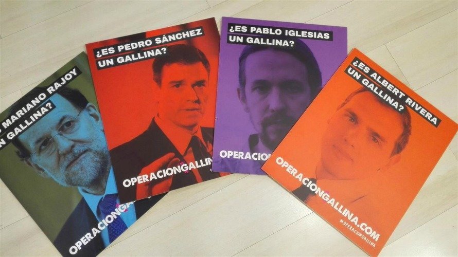 UPyD se disfraza de gallina para seguir a Rajoy, Sánchez, Rivera e Iglesias y denunciar su exclusión de los debates.