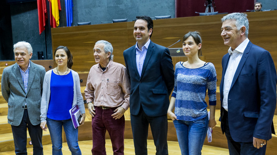 Debate electoral con los candidatos de  UPN-PP (Iñigo Alli), PSOE (Jesús María Fernández), Podemos (Ione Belarra), Unidad Popular (Begoña Alfaro), Geroa Bai (Koldo Martínez) y EH-Bildu (Sabino Cuadra)-11. IÑIGO ALZUGARAY