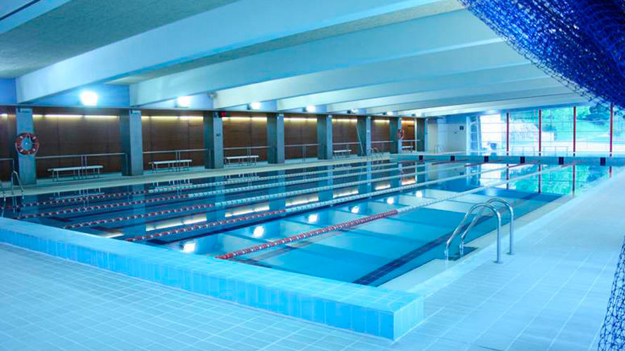 Imagen de la piscina cubierta de Aranzadi.
