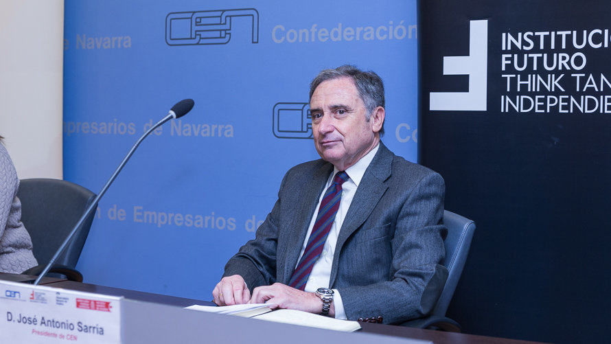 Presentación del informe de empleo de la CEN con la presencia de José Antonio Sarría, Belén Goñi y Carlos Adín(4). IÑIGO ALZUGARAY