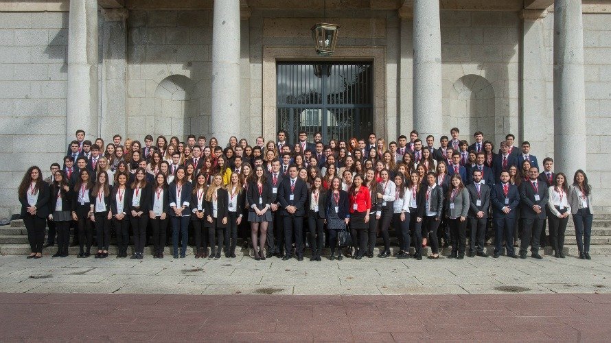 120 alumnos de 9 universidades participan en el congreso UNMUN.