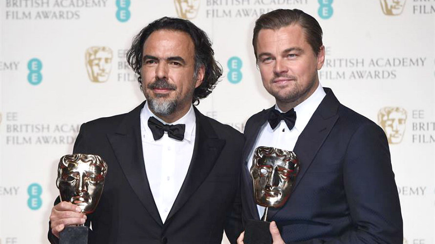Alejandro González Iñárritu y Leonardo DiCaprio.