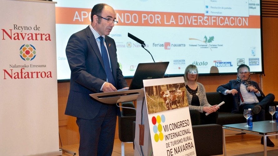 El consejero interviene en el Congreso Internacional de Turismo Rural Reyno de Navarra.