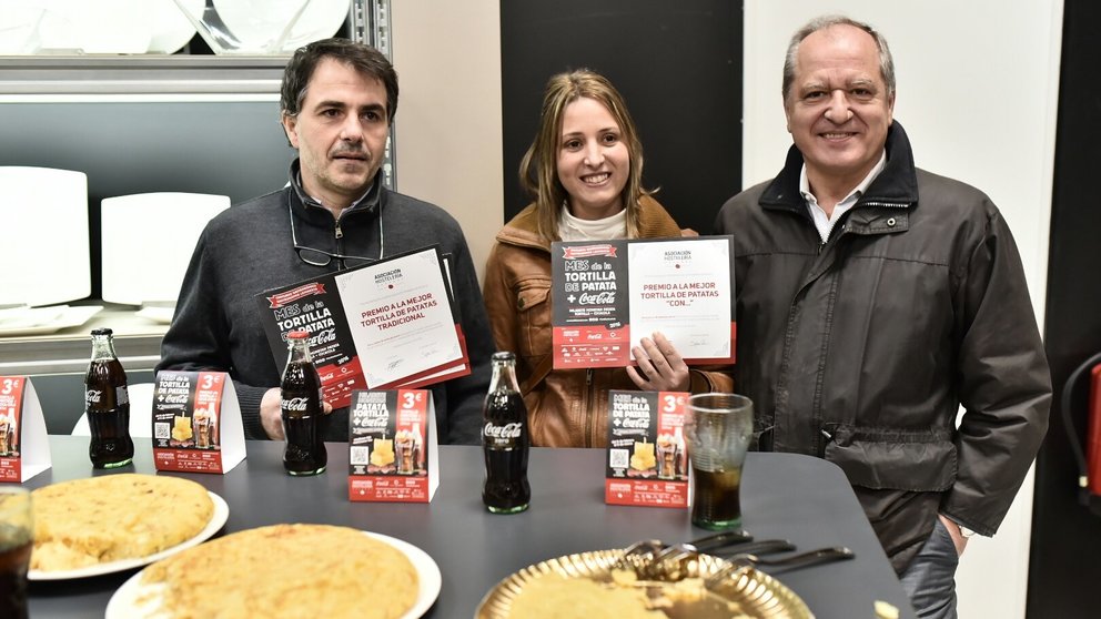 Entrega de premios del “Concurso de Tortillas” en la Cooperativa de Hostelería de Navarra. PABLO LASAOSA (1)