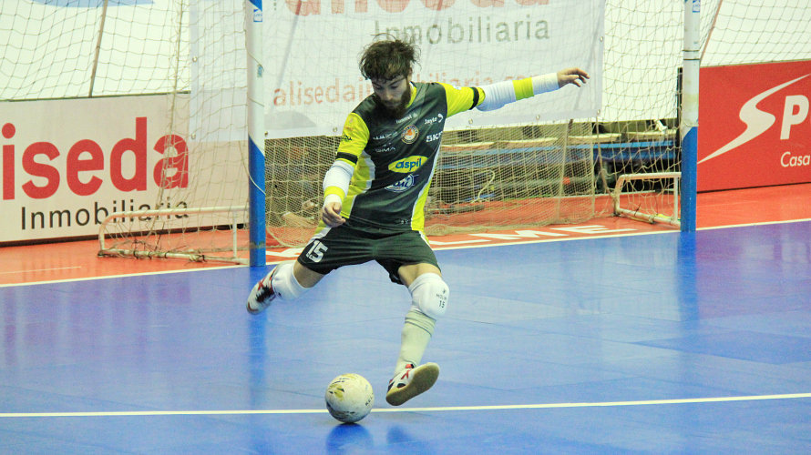 Undécima participación del jugador del ASPIL-VIDAL, Molina, en una Copa de España.