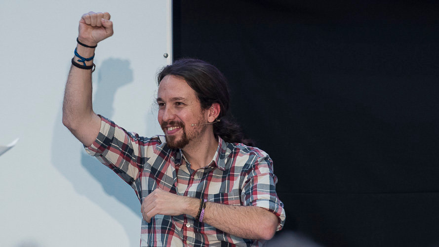 El polideportivo de la UPNA acoge un acto de Podemos con Pablo Iglesias y Pablo Echenique. PABLO LASAOSA 58