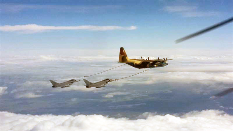 Aviones de combate Eurofighter (EP).