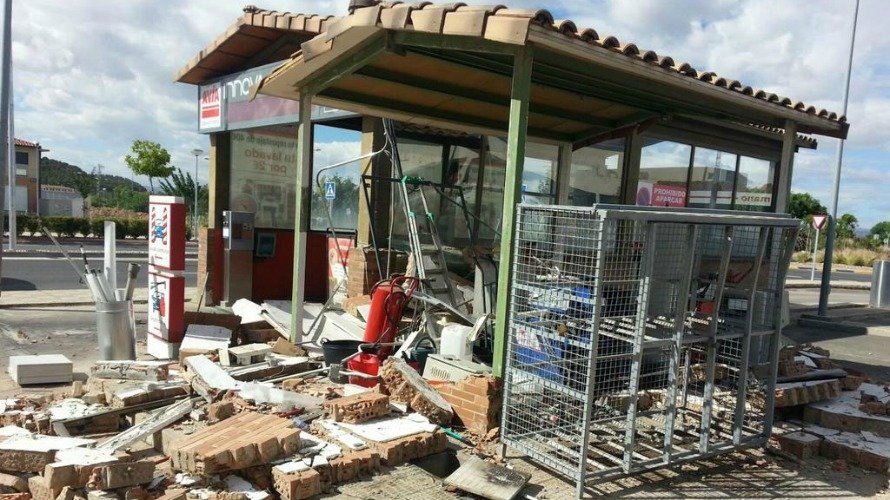 Imagen de la gasolinera que ha sufrido la explosión en Tudela.