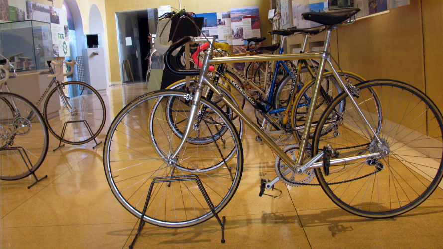 La muestra de bicicletas de carrera se podrá ver en el Museo de Educación Ambiental.
