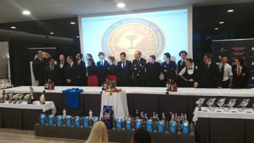 Los 19 participantes del concurso de coctelería en el Hotel Tres Reyes. BARMANS NAVARRA