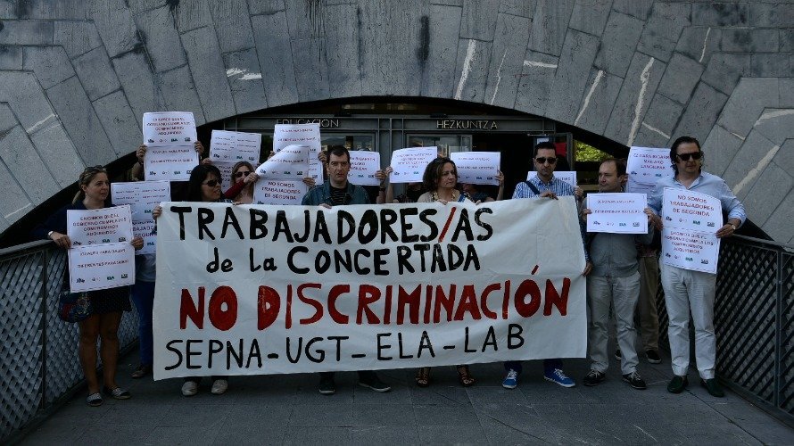 Sindicatos reivindican la no discriminación de la concertada. PABLO LASAOSA