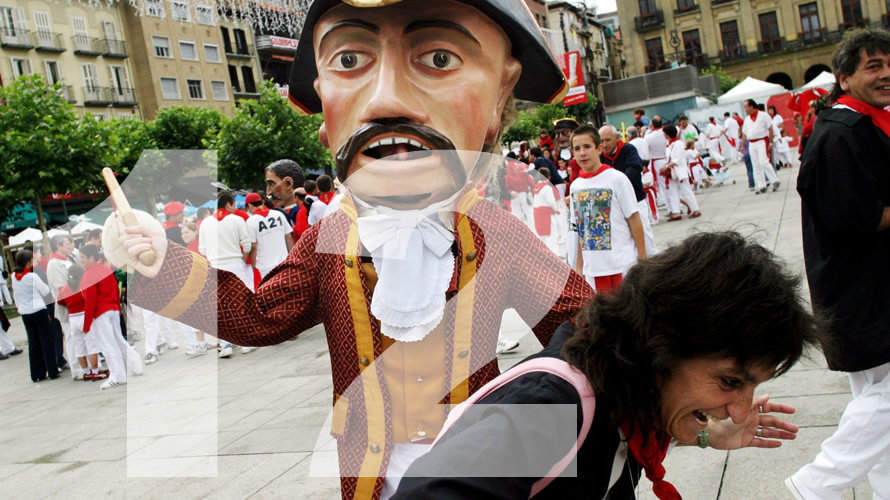 San Fermín. Comparsa de Gigantes y Cabezudos. Reuters