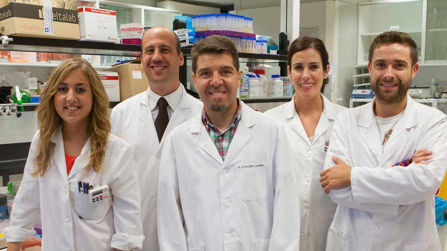 Los investigadores del CIMA de la Universidad de Navarra Andrea Arrizibita, Mariano Ponz, Silve Vicent, Carolina Zandueta y Adrian Vallejo. CUN