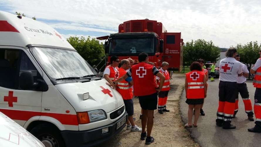 Dispositivo de Cruz Roja enviado para colaborar en la lucha contra el incendio en Pueyo.