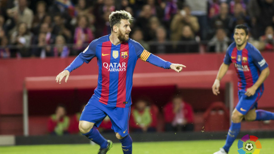 Messi y Suárez golean para el Barça en Sevilla. Lfp.