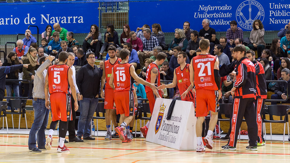 Partido entre Basket Navarra y CBC Valladolid disputado en el pabellón de la UPNA (18). IÑIGO ALZUGARAY