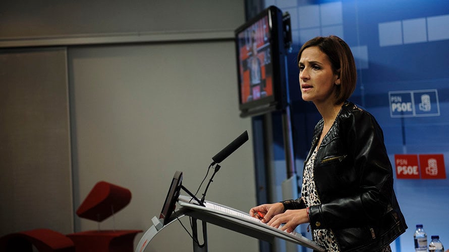La secretaria del PSN María Chivite interviene en la apertura del comité regional de los socialistas navarros en la sede del PSN. MIGUEL OSÉS_17