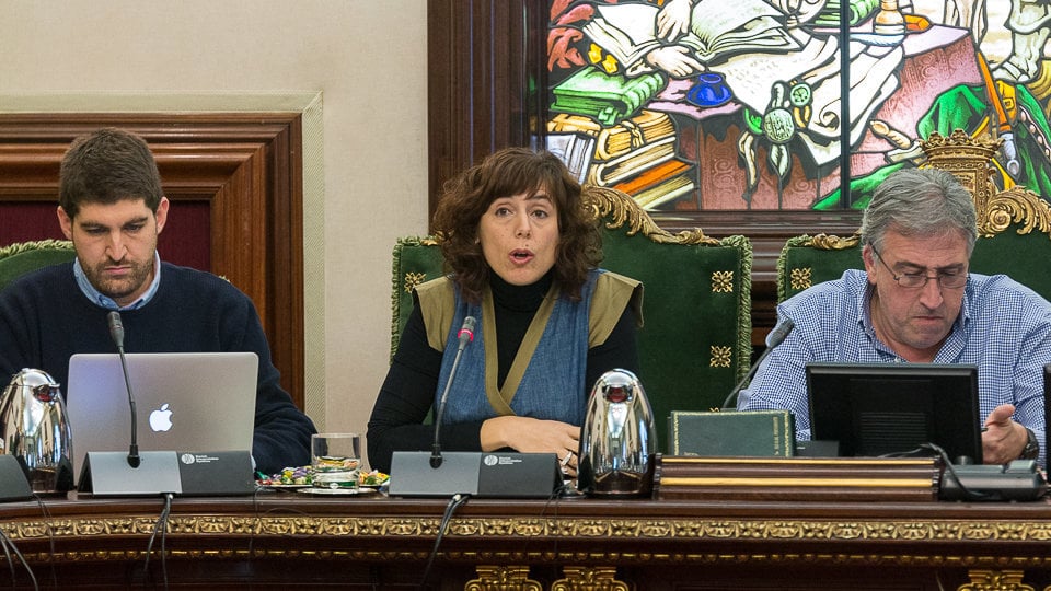 El pleno del Ayuntamiento de Pamplona debate el proyecto de Presupuestos para 2017 y las enmiendas presentadas por la oposición (21). IÑIGO ALZUGARAY