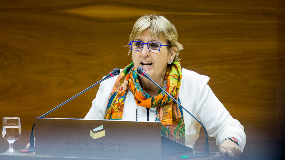 Pleno del Parlamento de Navarra. Marisa de Simón -(2). IÑIGO ALZUGARAY