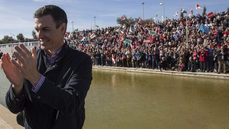 Pedro Sánchez, ex secretario general del PSOE confirma en Dos Hermanas que se presentará a las primarias. EFE
