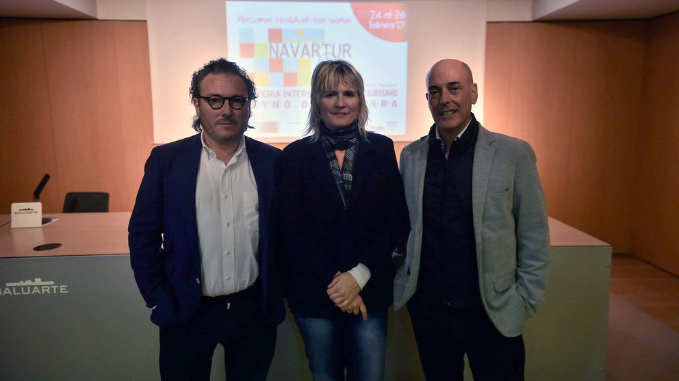 Luis Cortés, Maitena Ezkutari y Juanchi Patús en la presentación de Navartur