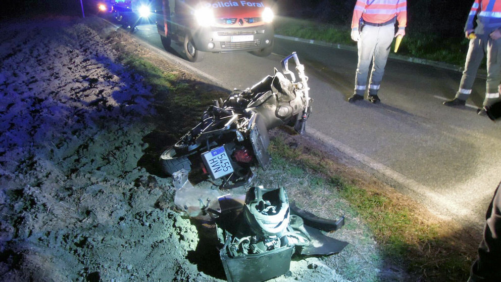 Accidente de moto con una persona fallecida en Unzu