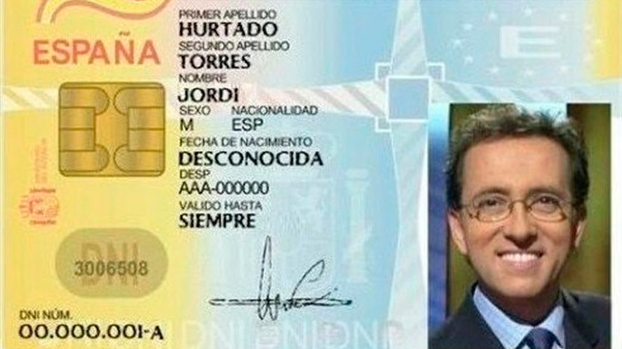 El carné falso que la Guardia Civil ha distribuido por Twitter con la inmortalidad del presentador Jordi Hurtado.