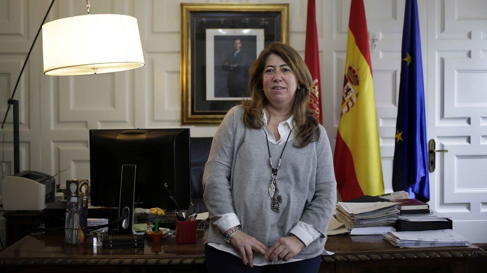 La delegada del Gobierno en Navarra, Carmen Alba, durante una entrevista concedida a Efe. EFE/Villar lópez