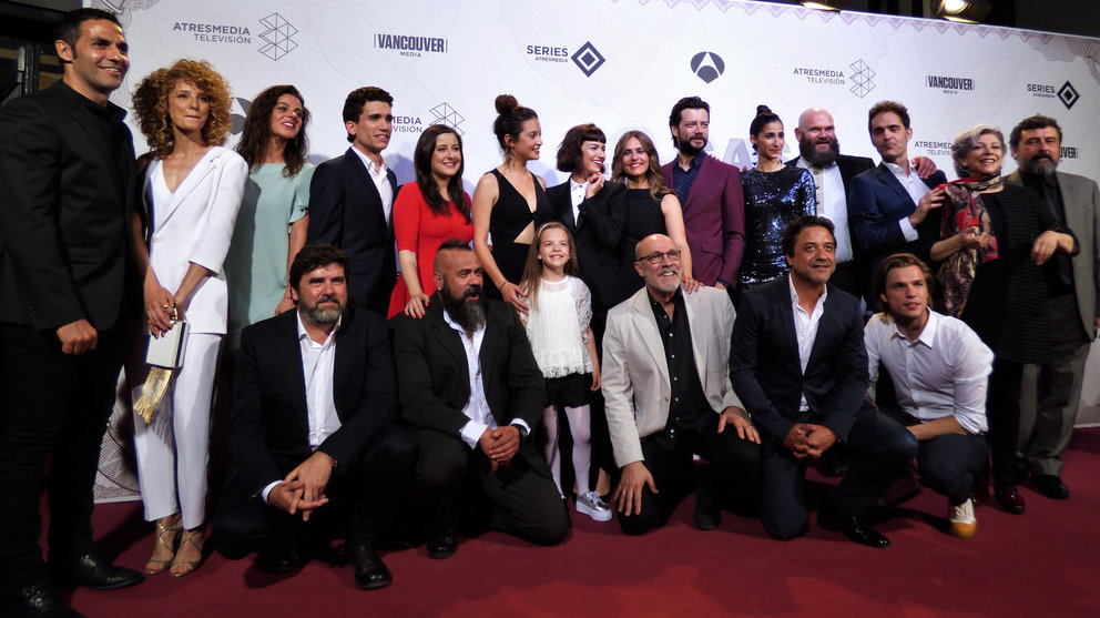 Antena 3 presenta en los cines Capítol de Madrid su nueva serie “La casa de papel”, una serie de acción con Úrsula Corberó y Paco Tous