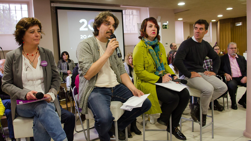 Eduardo Santos lidera una candidatura para dirigir Podemos Navarra, con Ainhoa Aznárez y el concejal de Tudela Daniel López como portavoces. CEDIDA (2)