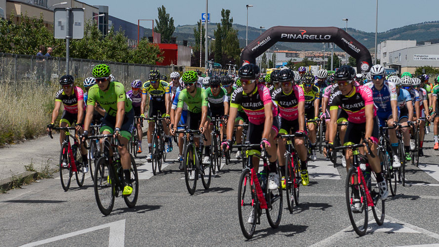 Inicio de la Vuelta Ciclista a Navarra. PABLO LASAOSA 17