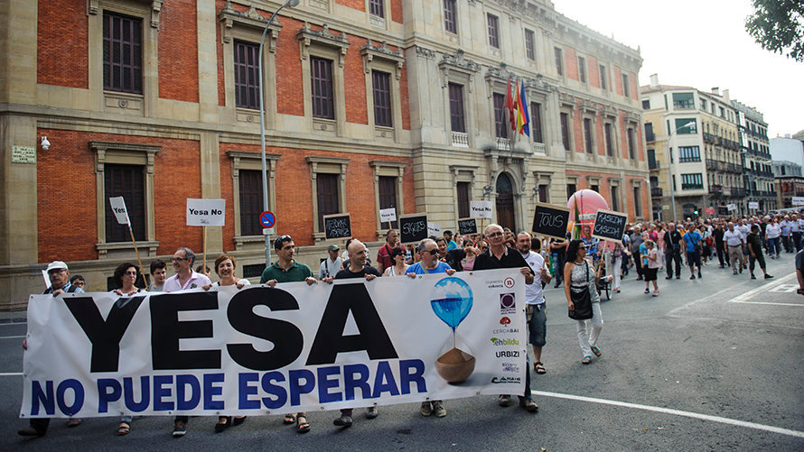 Manifestación en contra de la ampliación del embalse de Yesa. MIGUEL OSÉS_20