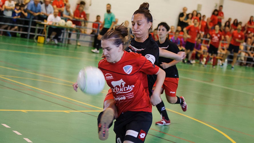 Partido de la fase de ascenso a 1ª División Femenina de fútbol sala, disputado entre el  Lacturale Orvina ante el Cádiz FSF. MIGUEL OSÉS_9