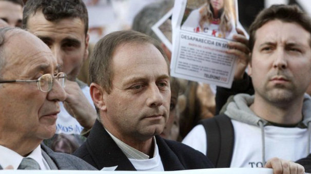 Antonio del Castillo en una manifestación para reclamar justicia por su hija Marta del Castillo EFE