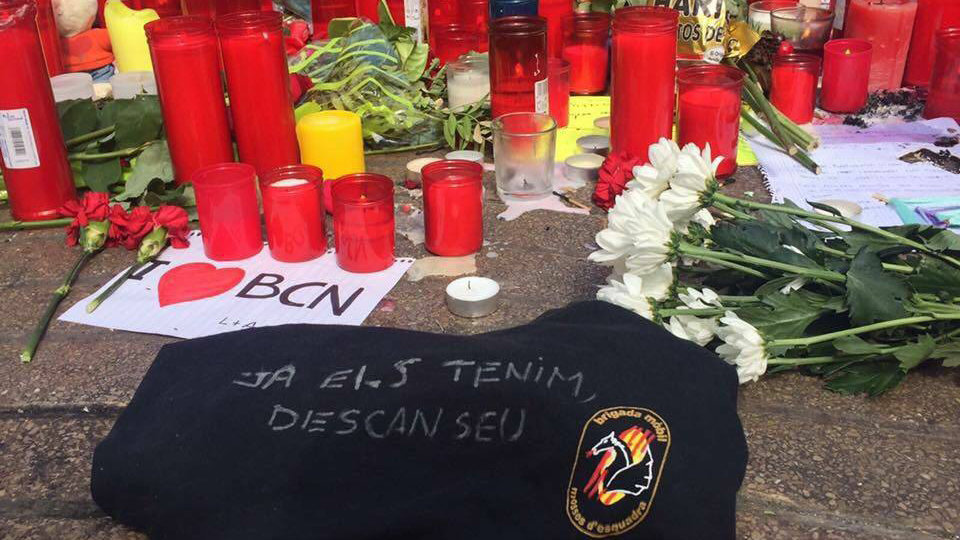 Mensajes a las víctimas en La Rambla de Barcelona FACEBOOK