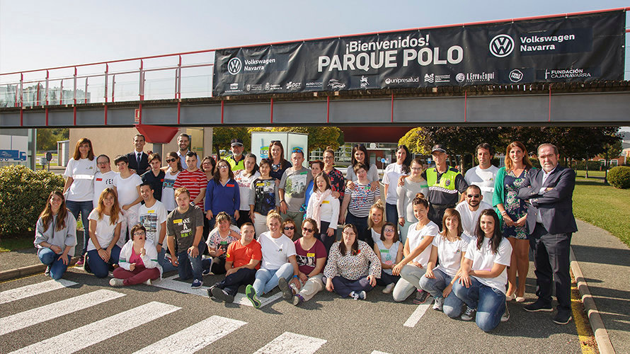 Los miembros de la Asociación Síndrome de Down de Navarra, en la última de las visitas al Parque Polo