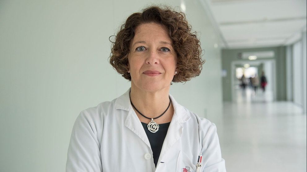 La doctora Ruth Vera, jefe del Servicio de Oncología del CHN, nombrada nueva presidenta de SEOM