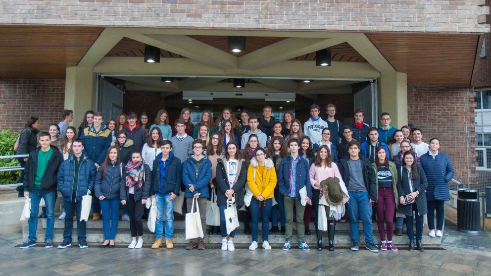 120 personas participaron en la Jornada de Puertas Abiertas y Experimentación que se celebra en el marco de la Semana de la Ciencia en la Universidad de Navarra