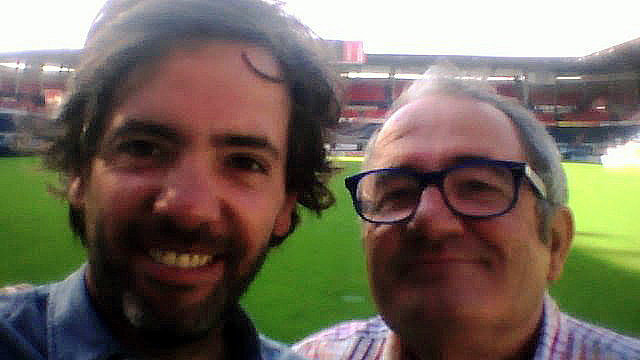Pablo y Luis Sabalza, en una imagen juntos en el estadio de El Sadar de Pamplona.
