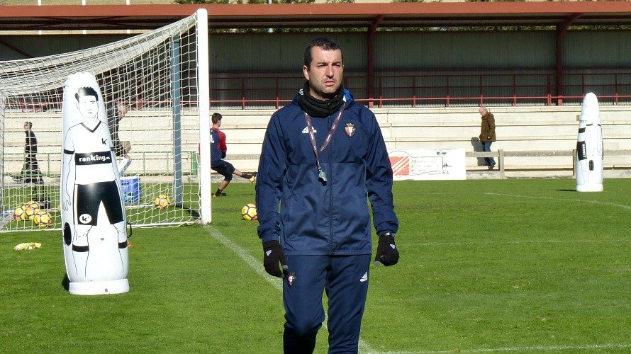 Diego Martínez durante un entrenamiento las instalaciones de Tajonar
